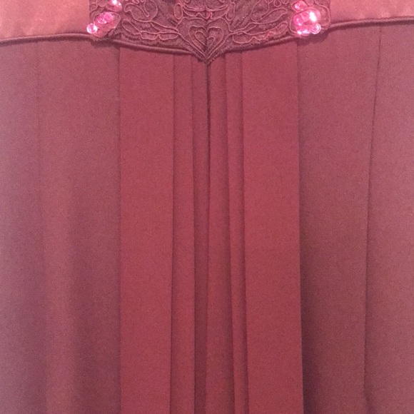 Goddess Gown - Picture 4 of 11